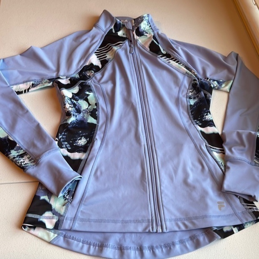 Fila Lightweight Active Long Sleeve Top Size Small